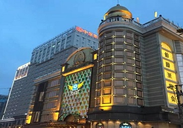 察哈尔右翼中最大顶级出名高端豪华KTV会所-皇冠伯爵KTV顶级体验点评